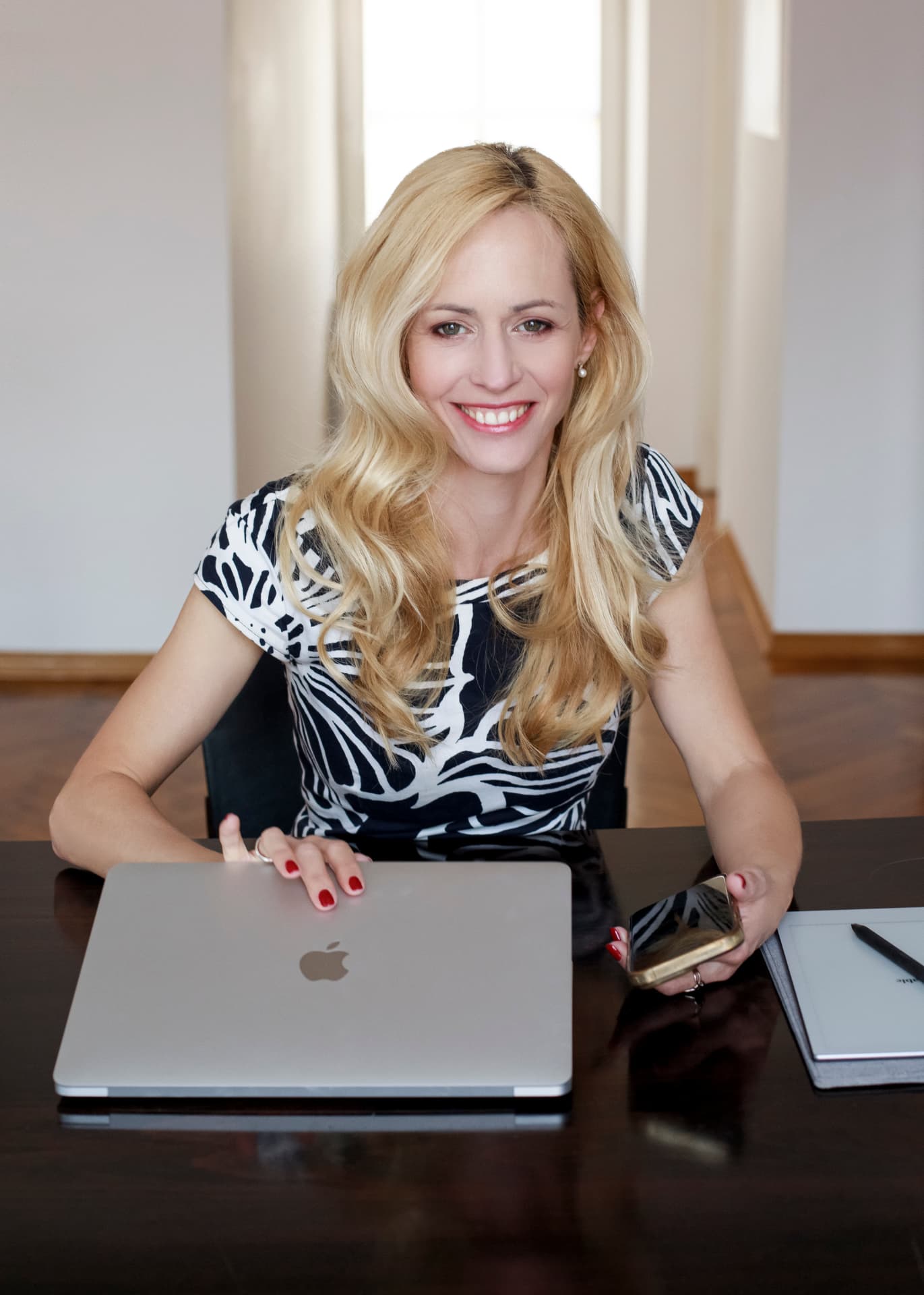 Petra Wagner, enterprise sales advisor, at her desk